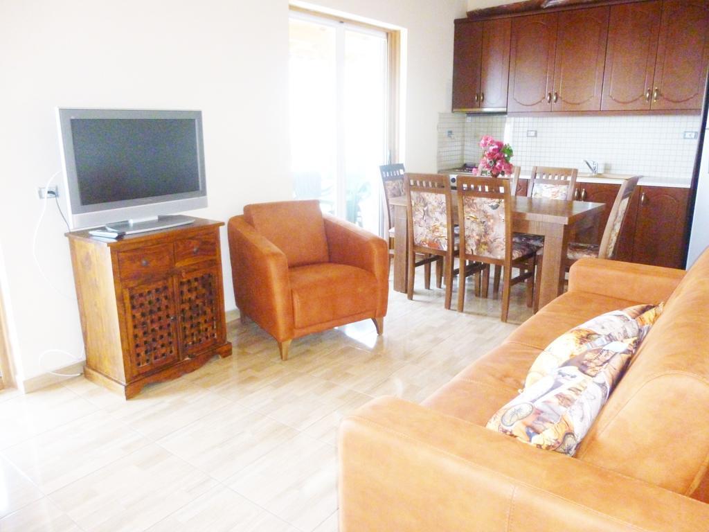 Vila Altini บอร์ช ภายนอก รูปภาพ